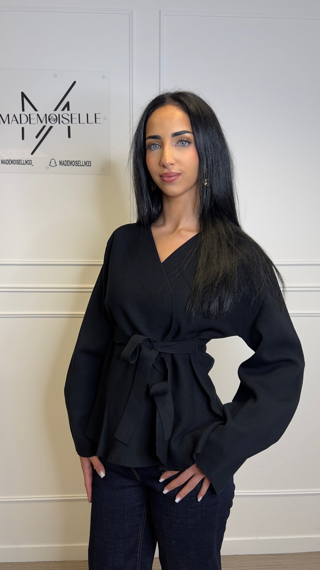 Cache cœur  noir qualité premium