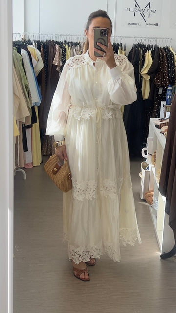 Robe dentelle blanche