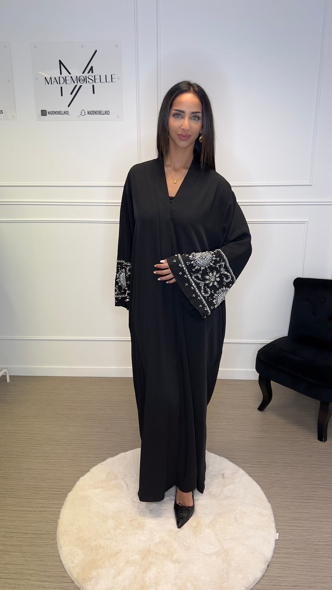 Abaya luxe manches perlées Bordeaux