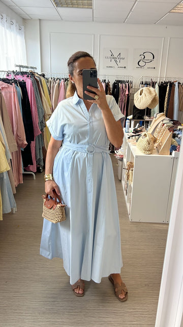 Robe patineuse bleu ciel